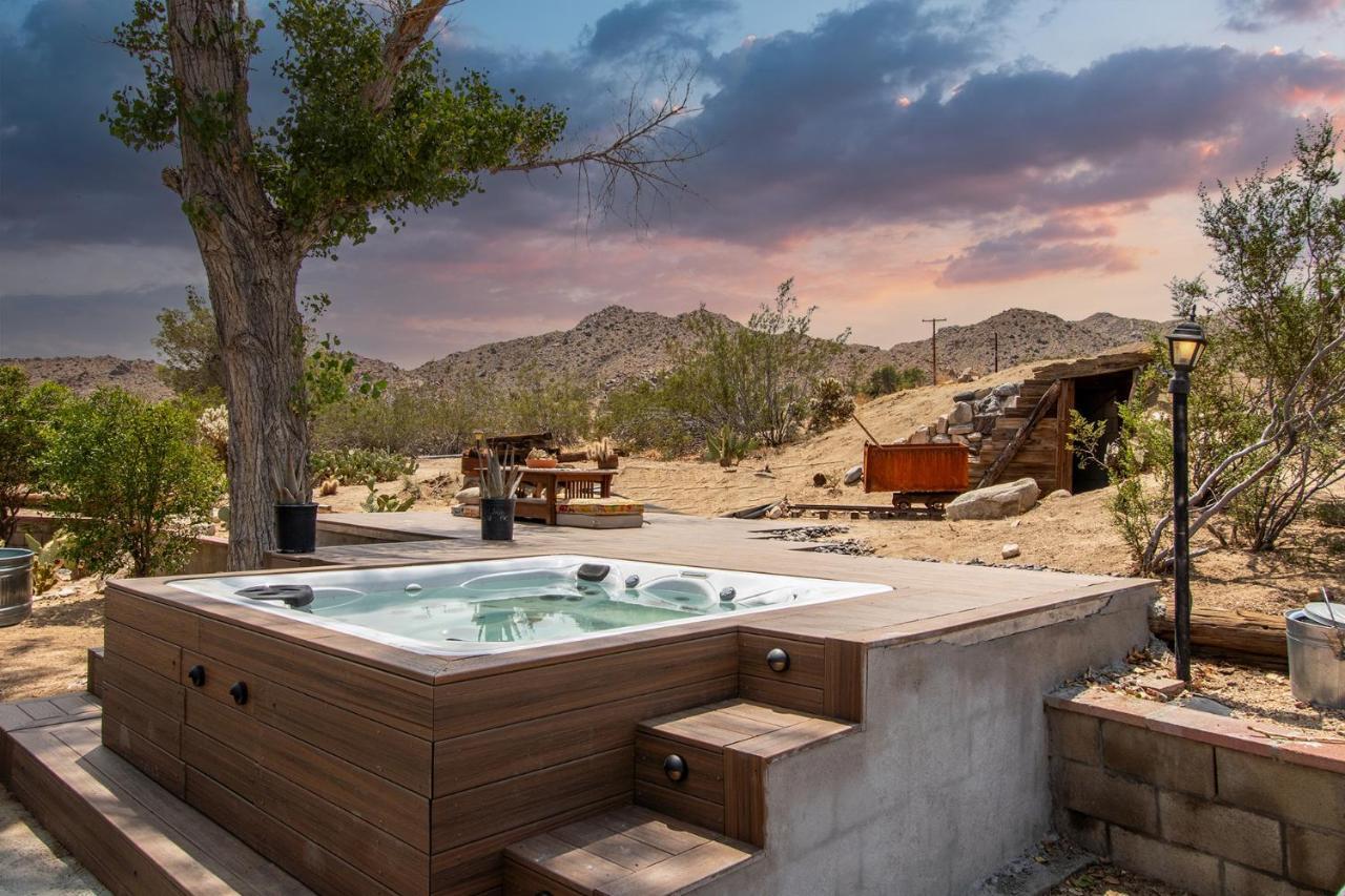 @ Marbella Lane - The Wine Mine Desert Escape Джошуа-Три Экстерьер фото