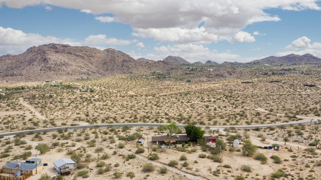 @ Marbella Lane - The Wine Mine Desert Escape Джошуа-Три Экстерьер фото